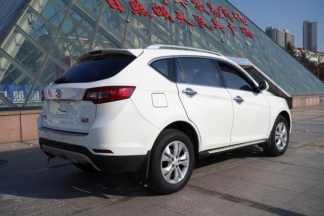 Lu Feng Landwind X5