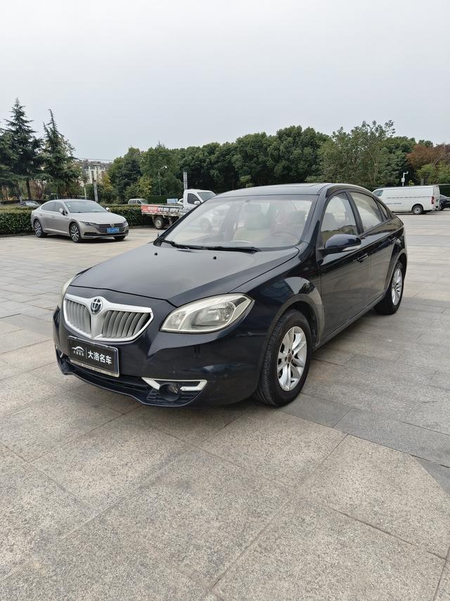 China Zhonghua H330