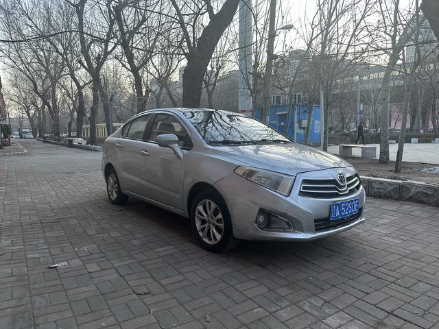 China Zhonghua H230