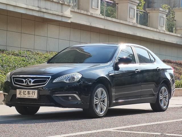 BAIC Saab D70