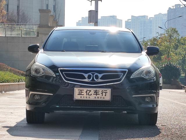 BAIC Saab D70