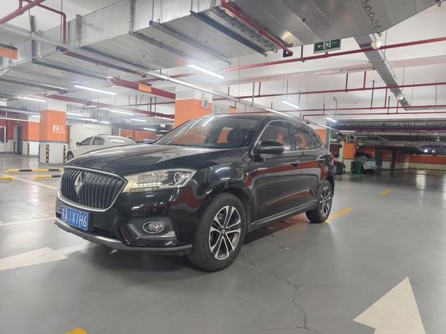 Borgward BX7