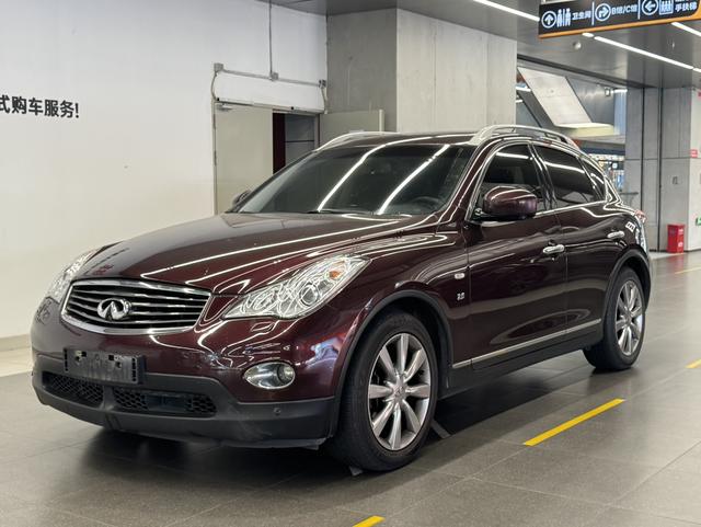 Infiniti QX50 (imported)