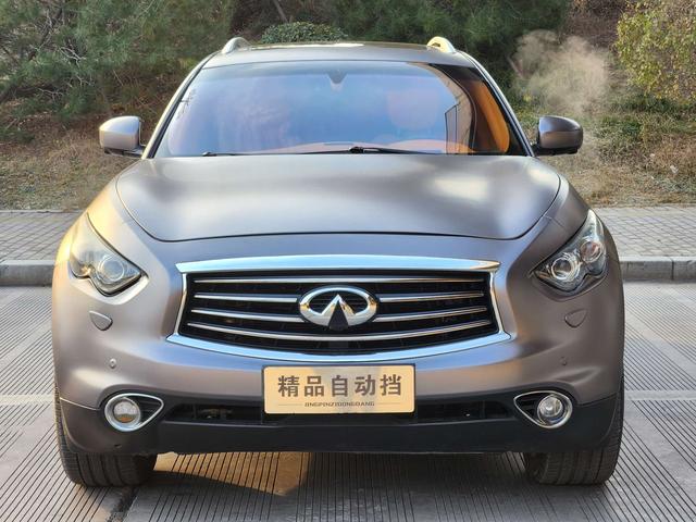 Infiniti QX70