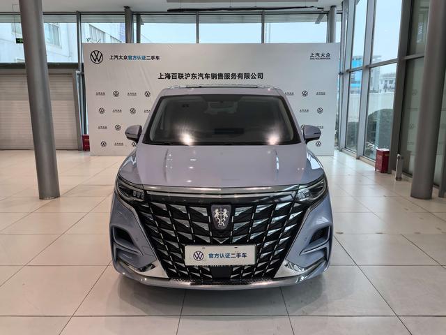 Roewe iMAX8 EV