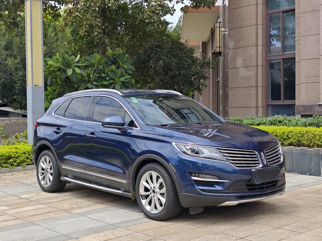 Lincoln MKC