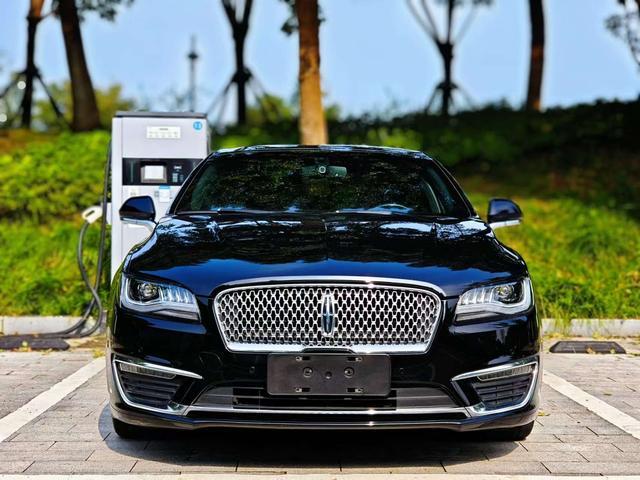 Lincoln MKZ