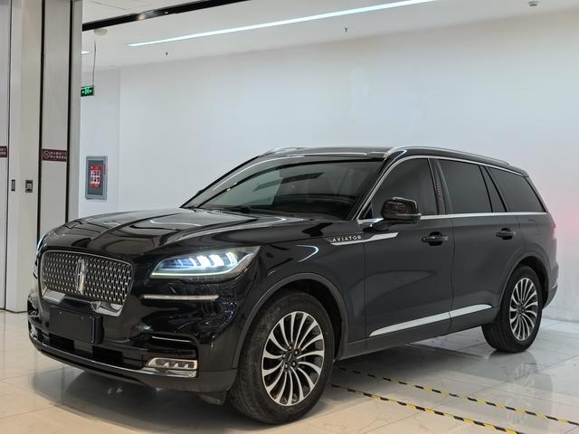 Lincoln Aviator