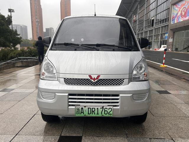 Wuling Rongguang EV