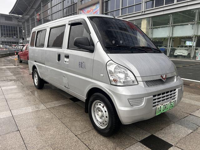 Wuling Rongguang EV