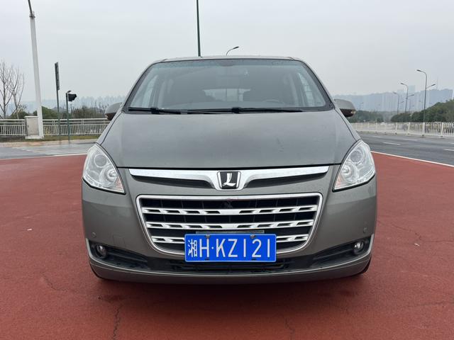 Nazhijie Da 7 MPV