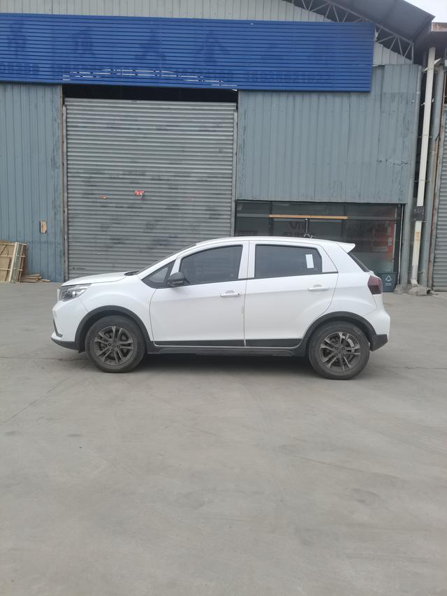 Geely EX3 Kung Fu Cow