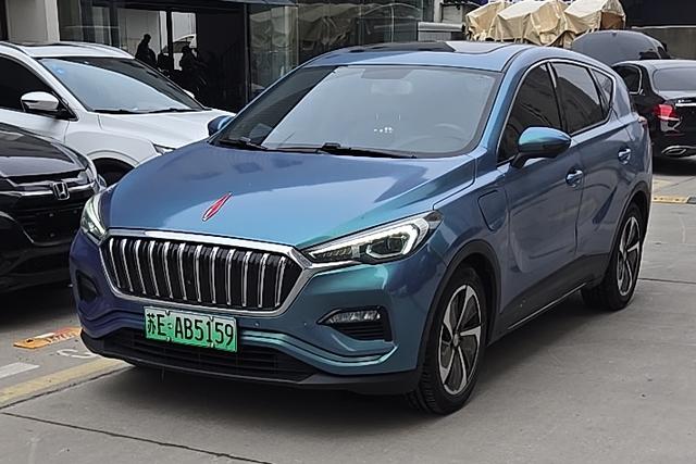 Hongqi E-HS3