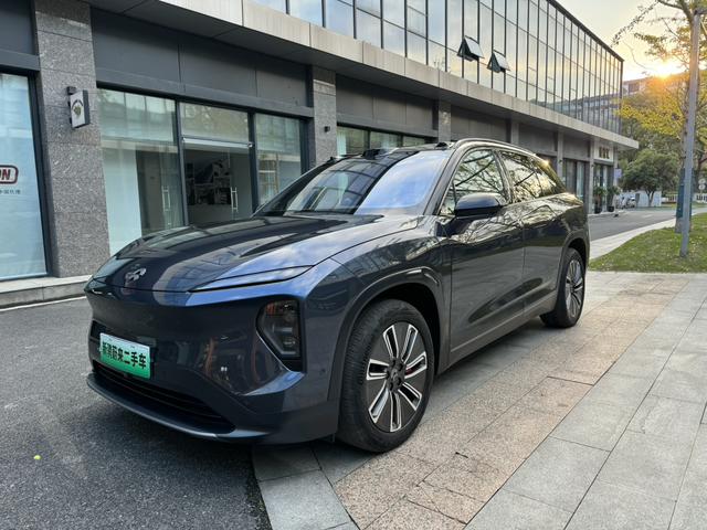 NIO ES7