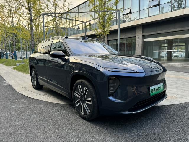 NIO ES7