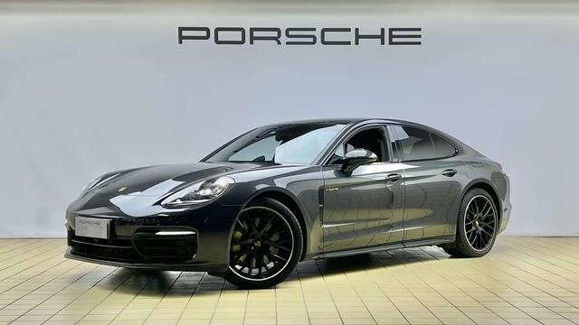 Porsche Panamera E-Hybrid