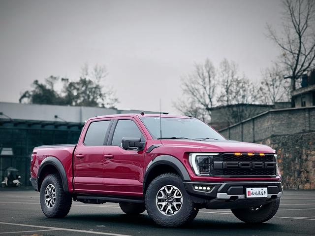 Ford F-150 Raptor