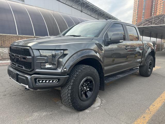 Ford F-150 Raptor