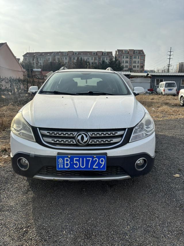 Dongfeng Fengshen H30