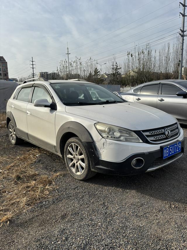 Dongfeng Fengshen H30