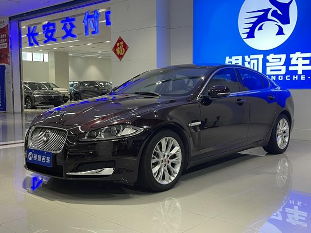 Jaguar XF