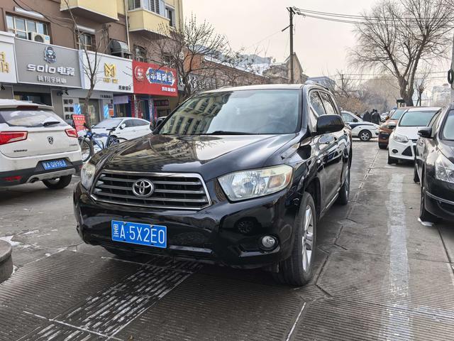 Toyota Highlander (imported)