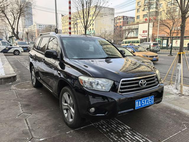 Toyota Highlander (imported)