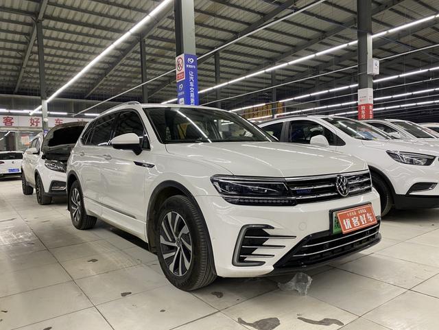 Volkswagen Tiguan L PHEV