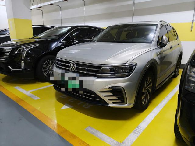 Volkswagen Tiguan L PHEV