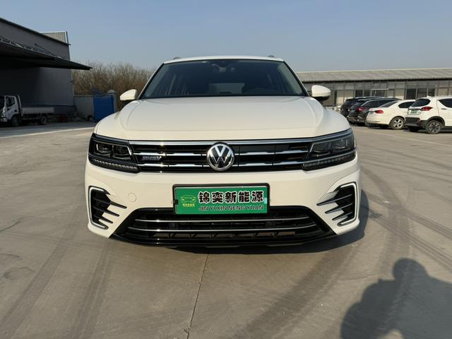 Volkswagen Tiguan L PHEV