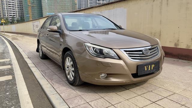 BYD G6