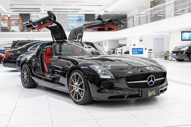 Mercedes-Benz SLS-Class AMG