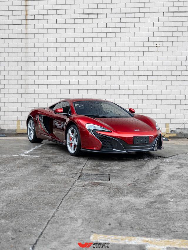 McLaren 650S