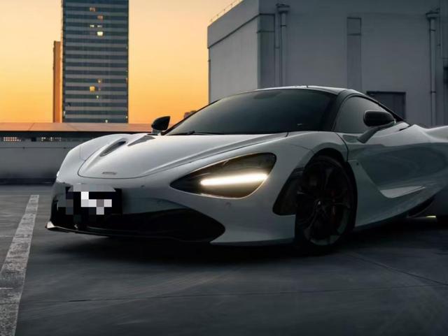 McLaren 720S