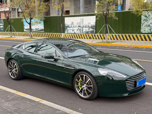 Aston Martin Rapide