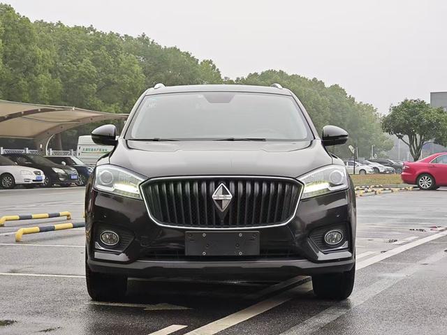 Borgward BX7