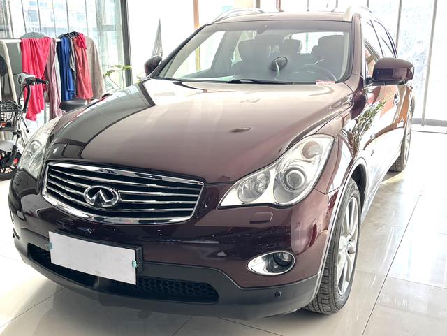 Infiniti QX50 (imported)