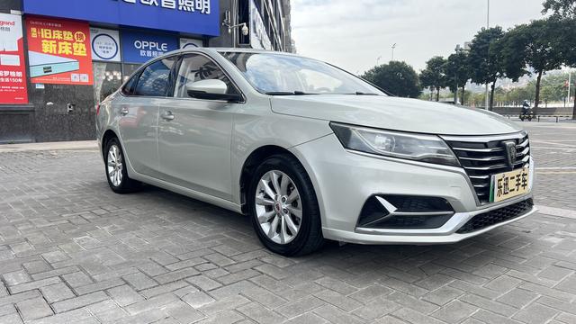 Roewe ei6