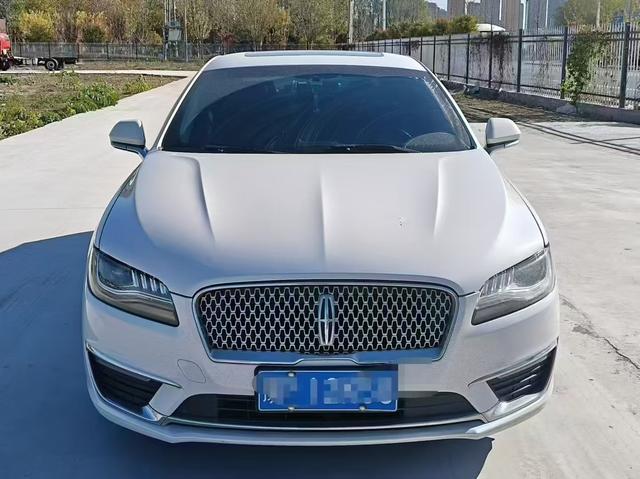 Lincoln MKZ