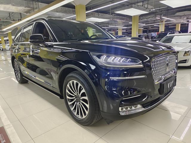 Lincoln Aviator