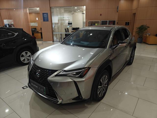 Lexus UX EV