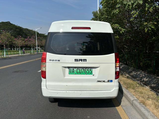 SRM Xinyuan Hiace EV