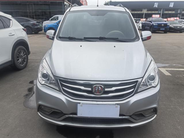 BAIC Weiwang M30