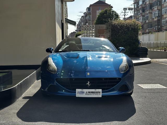 Ferrari California T