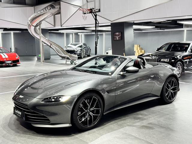 Aston Martin Vantage