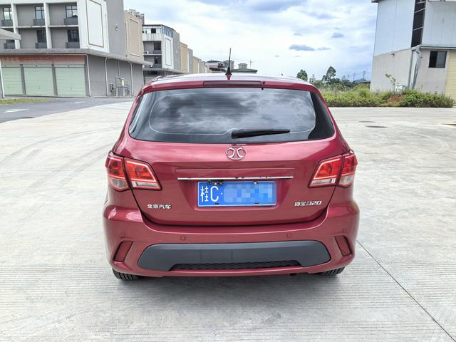 BAIC Shenbao D20