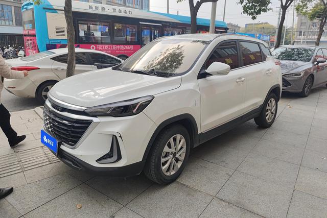 BAIC Beijing X3