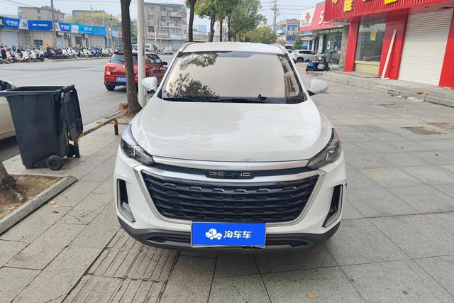 BAIC Beijing X3