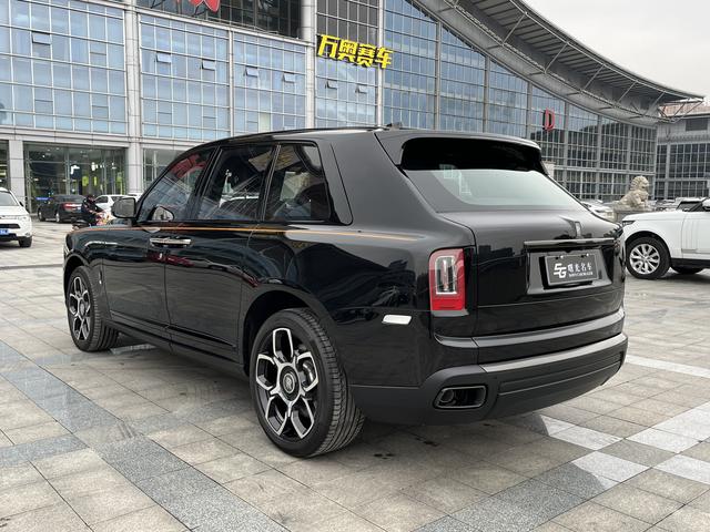 Rolls Royce Cullinan