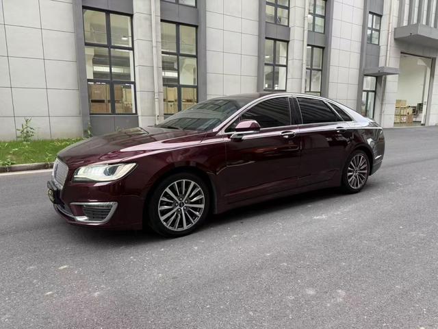 Lincoln MKZ